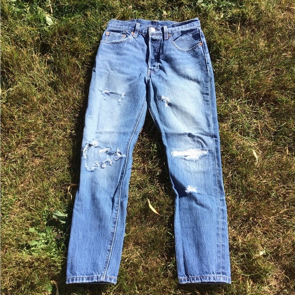 Levi’s Women’s 501 S Skinny Selvedge White Oak Cone Denim Distressed Jeans 27x28 - Picture 2 of 10